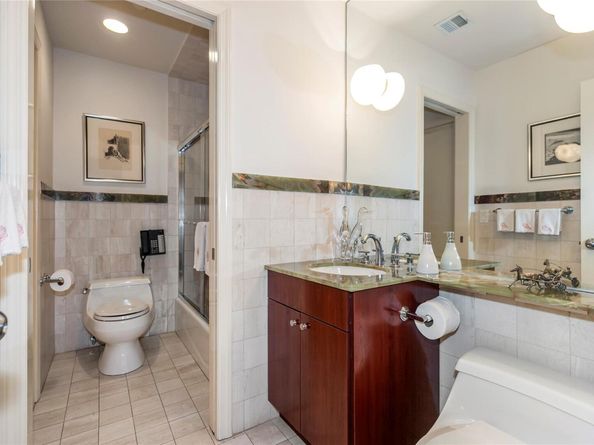 1 Portico Court 200, Great Neck NY 11021