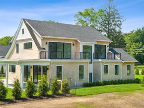 135 South Road, Westhampton NY 11977