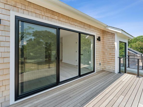 135 South Road, Westhampton NY 11977