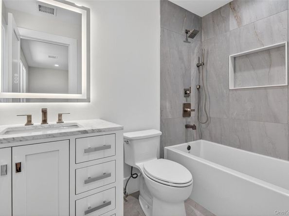 654 Caledonia Road, Dix Hills NY 11746