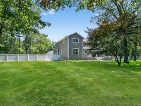 654 Caledonia Road, Dix Hills NY 11746