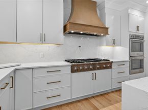 654 Caledonia Road, Dix Hills NY 11746
