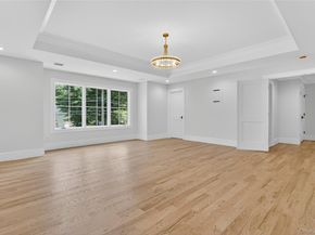 654 Caledonia Road, Dix Hills NY 11746