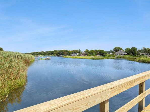 12 Plume Grass Way, Westhampton NY 11977