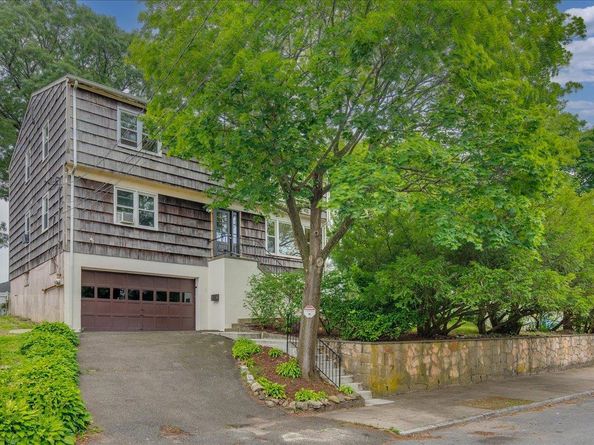 32 Brady Avenue, New Rochelle NY 10805