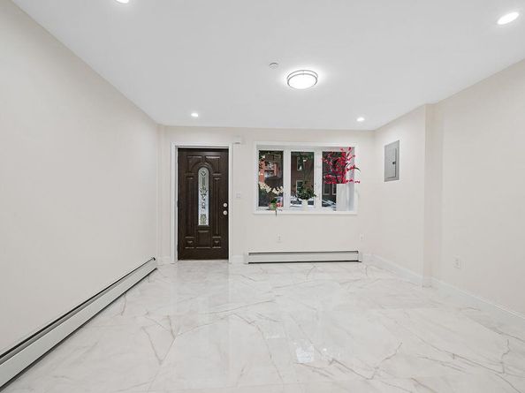 10605 49th Avenue, Corona NY 11368