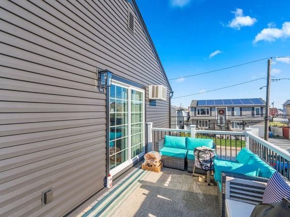 2850 Shore Road, Seaford NY 11783