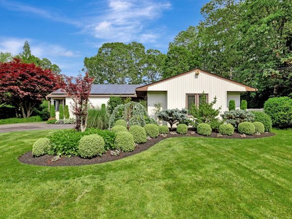 380 Wellwood Drive, Shirley NY 11967