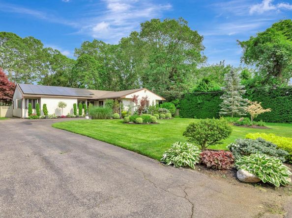 380 Wellwood Drive, Shirley NY 11967