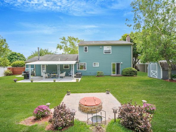 86 Rustic Avenue, Medford NY 11763