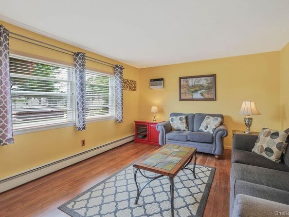 86 Rustic Avenue, Medford NY 11763