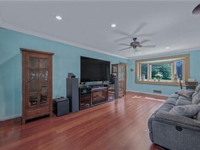 72 Harris Avenue, Hewlett NY 11557