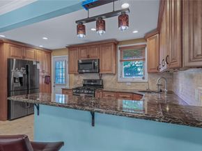 72 Harris Avenue, Hewlett NY 11557