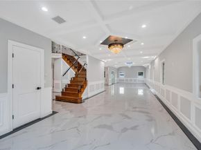 16 Violet Avenue, Hicksville NY 11801