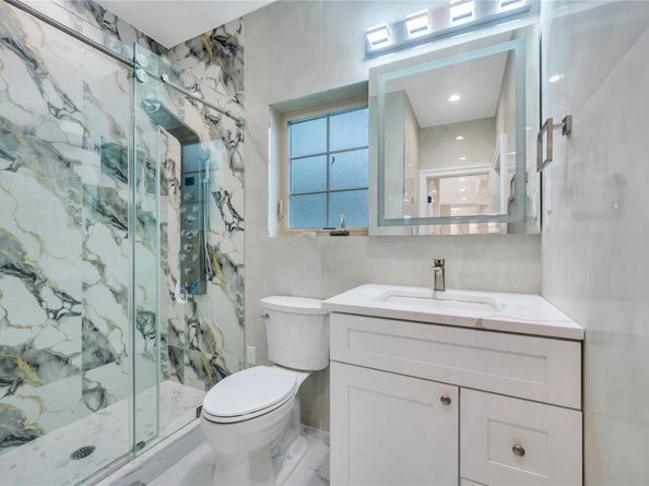 16 Violet Avenue, Hicksville NY 11801