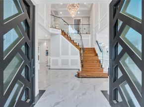 16 Violet Avenue, Hicksville NY 11801