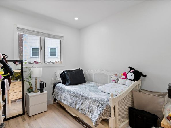 1 Bennett Avenue, Huntington NY 11746