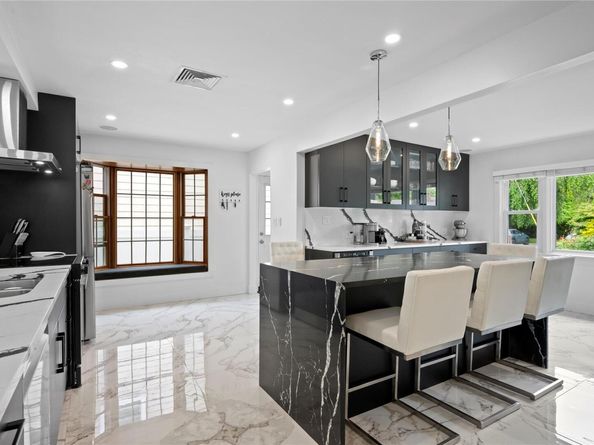 1 Bennett Avenue, Huntington NY 11746