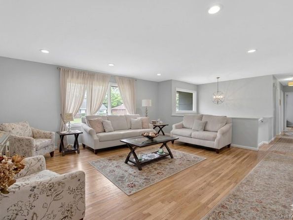 7 Frost Lane, Hartsdale NY 10530