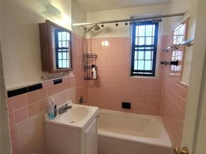 87-20 175th Street 1M, Jamaica NY 11432