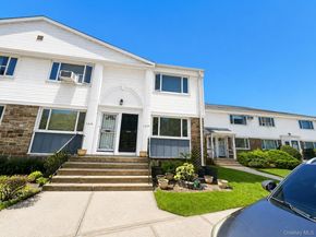 12-14 Bell Boulevard 109, Bayside NY 11360