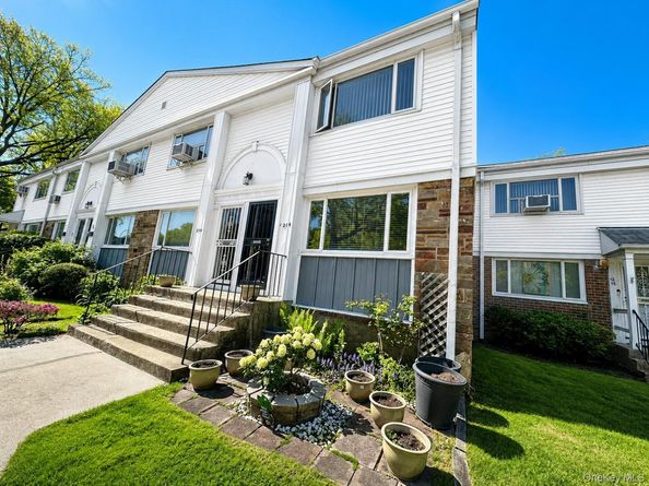 12-14 Bell Boulevard 109, Bayside NY 11360