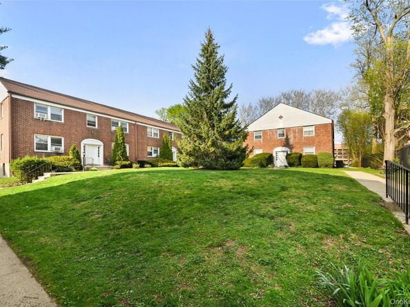 79 N Broadway E, White Plains NY 10603