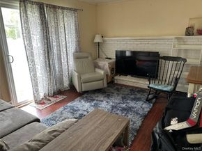43 Vanderbilt Avenue, Saint James NY 11780