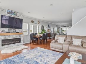 981 S 4th Street, Lindenhurst NY 11757