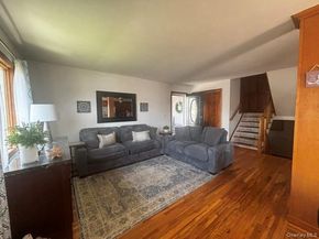 101 Buena Vista Boulevard, Lindenhurst NY 11757