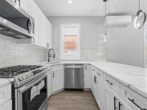 651 Saint Lawrence Avenue, Bronx NY 10473