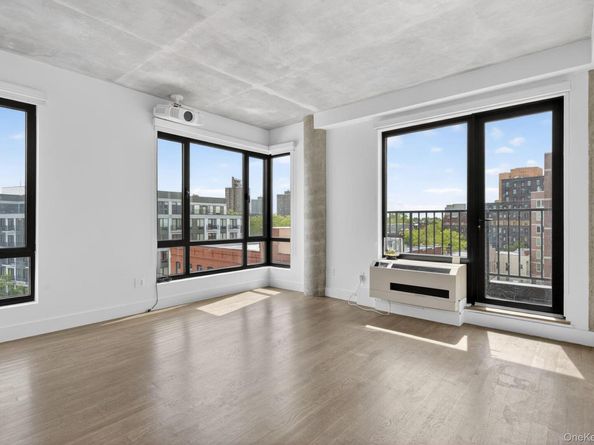 225 E 138th Street PH2, Bronx NY 10451