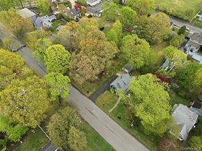 544 Lombardy Boulevard, Brightwaters NY 11718