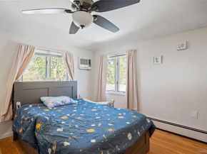 14 Greenway Circle N, Syosset NY 11791