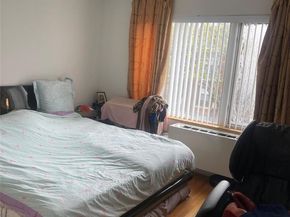 71-28 163rd Street 3B, Fresh Meadows NY 11365