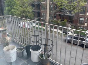 71-28 163rd Street 3B, Fresh Meadows NY 11365