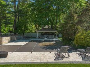 626 Caledonia Road, Dix Hills NY 11746