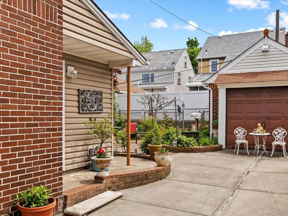 3221 168th Street, Flushing NY 11358