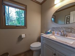17 Lodge Lane, Miller Place NY 11764