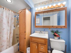 165 Gordon Place, Freeport NY 11520