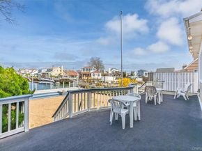 165 Gordon Place, Freeport NY 11520