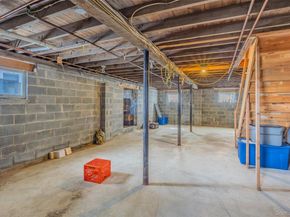 165 Gordon Place, Freeport NY 11520