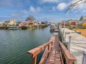 165 Gordon Place, Freeport NY 11520