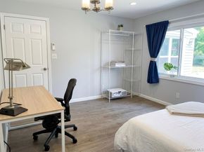 11 Manor Lane, Stony Brook NY 11790