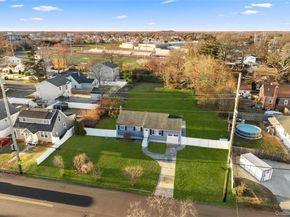 14 Platt Avenue, West Babylon NY 11704