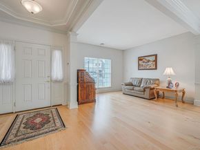 16 Oakhurst Court, Mount Sinai NY 11766