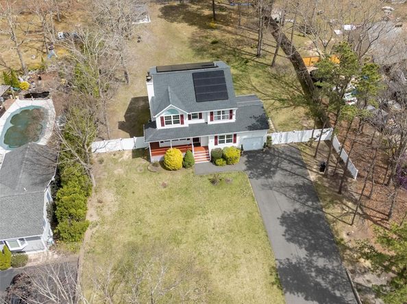 49 S Cozine Road, Center Moriches NY 11934