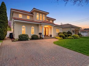 59 Park Lane, Massapequa NY 11758
