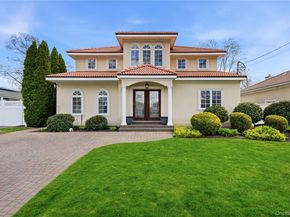 59 Park Lane, Massapequa NY 11758