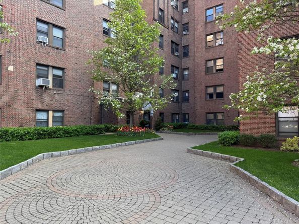 3 Franklin Avenue 4M, White Plains NY 10601